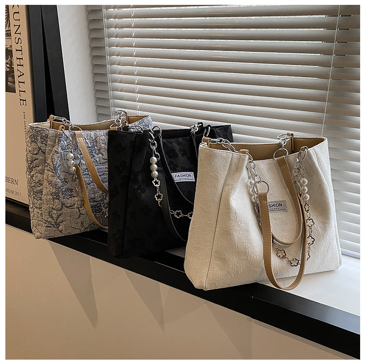 Niche Temperament Handbag On The New Summer Shoulder Underarm Bag Large Capacity Tote Bag Pearl Chain Bag