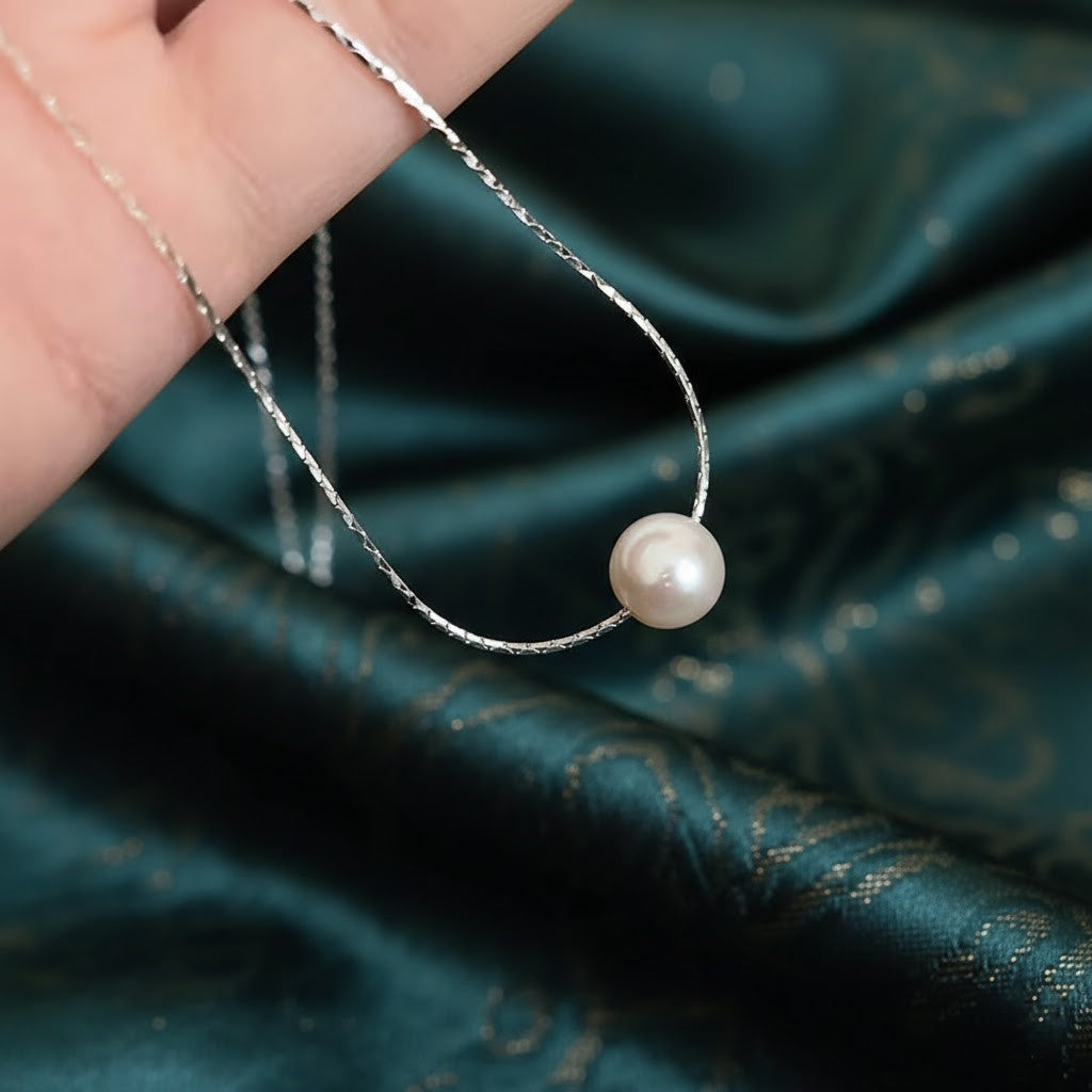 Silver Necklace with Pearl