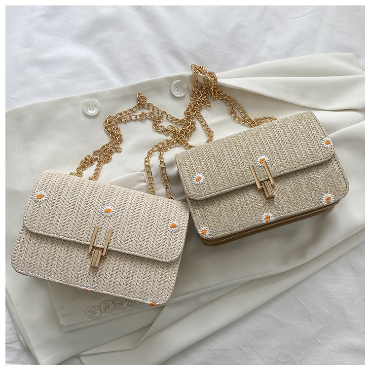 Summer Bag Women's New Korean Version Lace Flower Woven Bag Versatile Chain Bag Fashion One Shoulder Messenger Bag