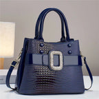 Lizard patterned single shoulder diagonal cross bag