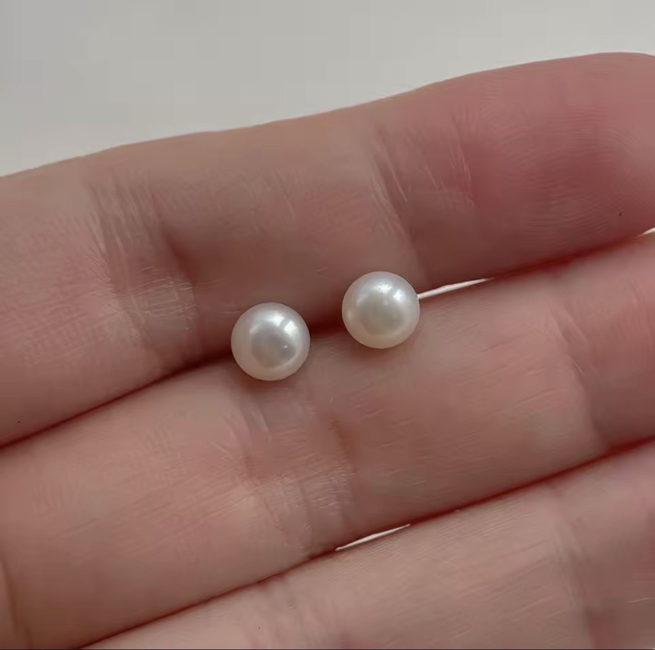 8mm Sterling Silver Freshwater Pearl Stud Earrings NYSHK