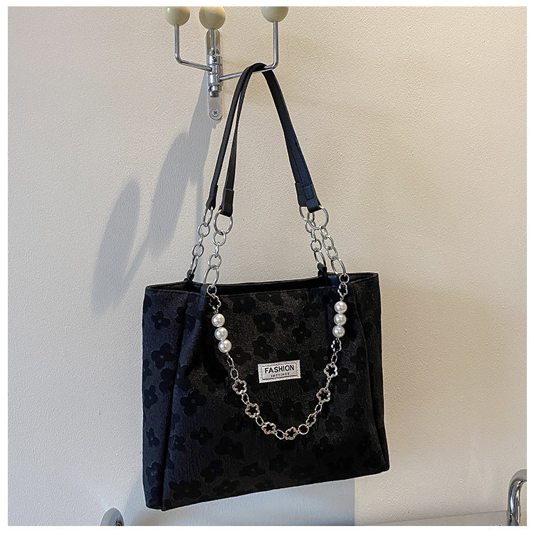 Niche Temperament Handbag On The New Summer Shoulder Underarm Bag Large Capacity Tote Bag Pearl Chain Bag