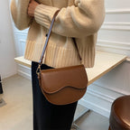 Vintage Small Bag New Fashion Versatile Autumn and Winter One Shoulder Crossbody Bag Small Women's Bag Underarm Saddle Bag