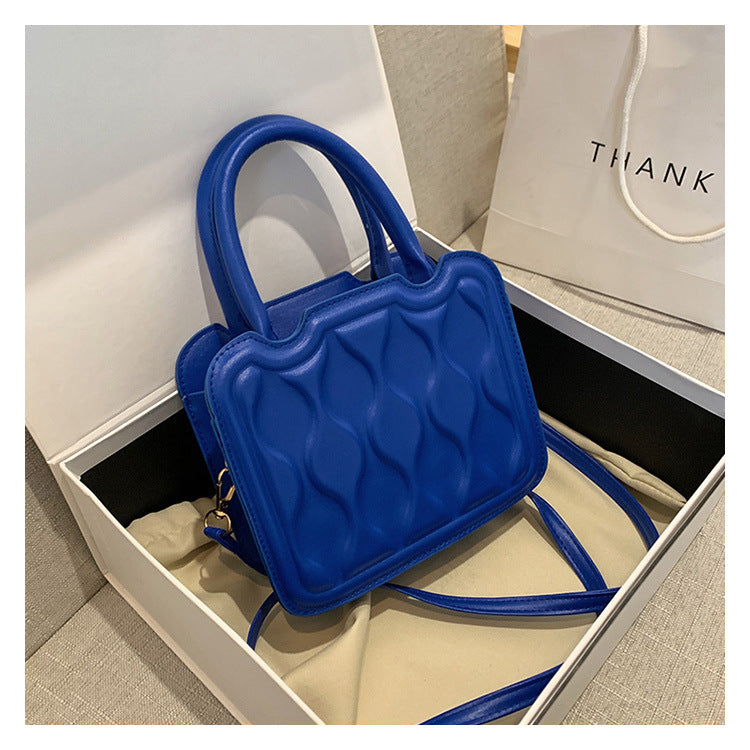 Bag Women Spring And Summer New Biscuit Bag Girl Texture Hand Carry Bag Good Hand Bag Messenger Bag