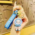 Cute Panda Astronaut Key Chain Female Exquisite Creative Couple Astronaut Car Key Chain Bag Pendant Key Accessories