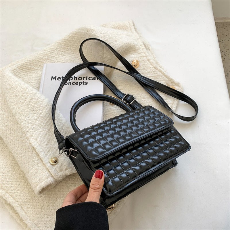 Korean Style Ribbed Shoulder Bag Women's Bag New Fashion Ladies Small Square Bag Spring Hand-Held Messenger Bag